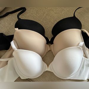 3 like new Victoria’s Secret bras 38B